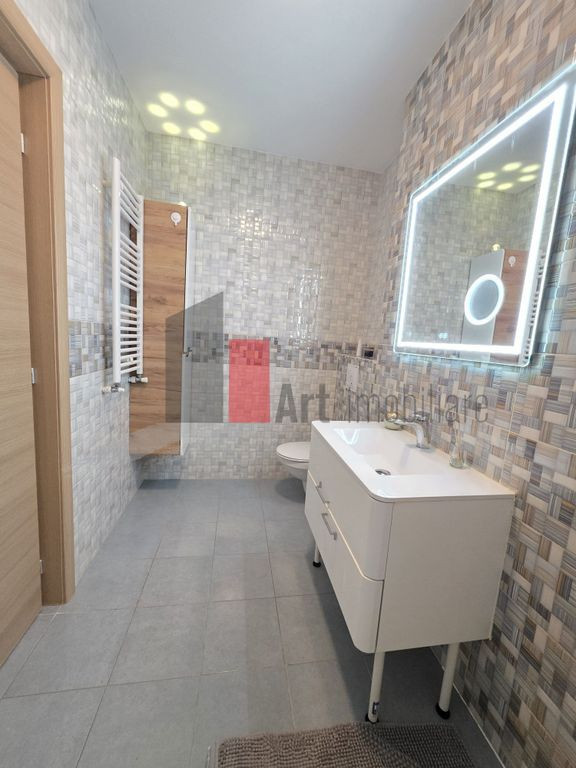 Vanzare apartament 3 camere Politehnica