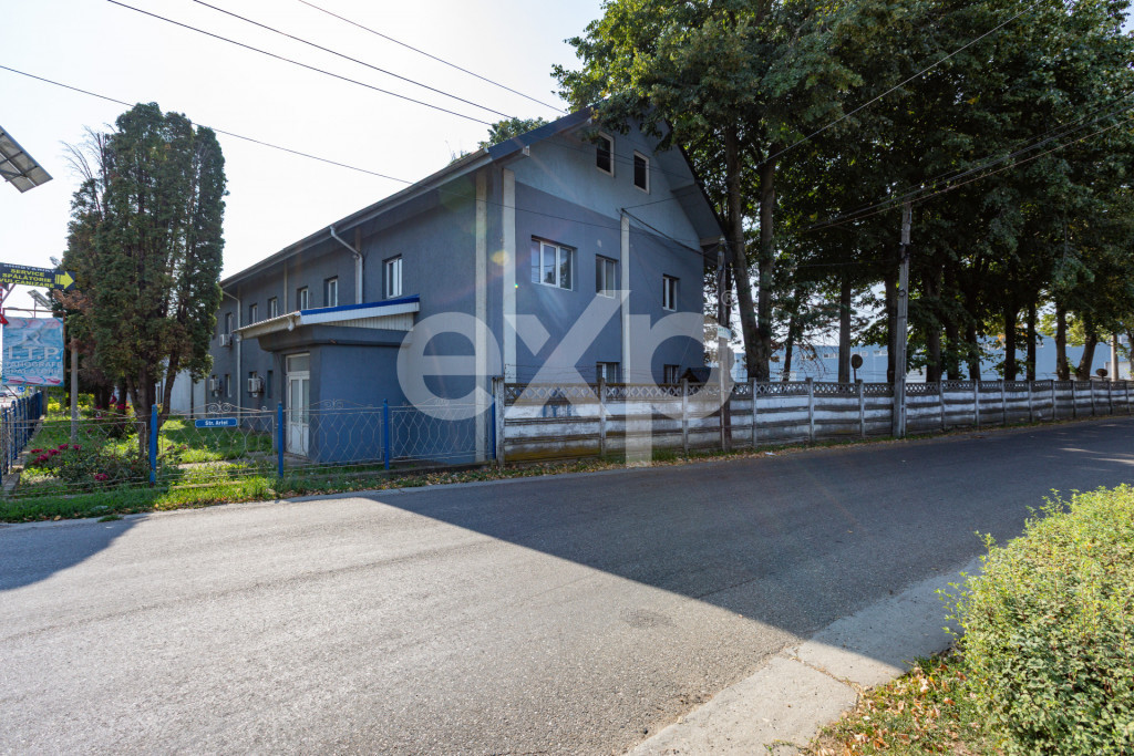 DE ÎNCHIRIAT | Clădire de birouri P+1 | 476 mp | Cal Moine
