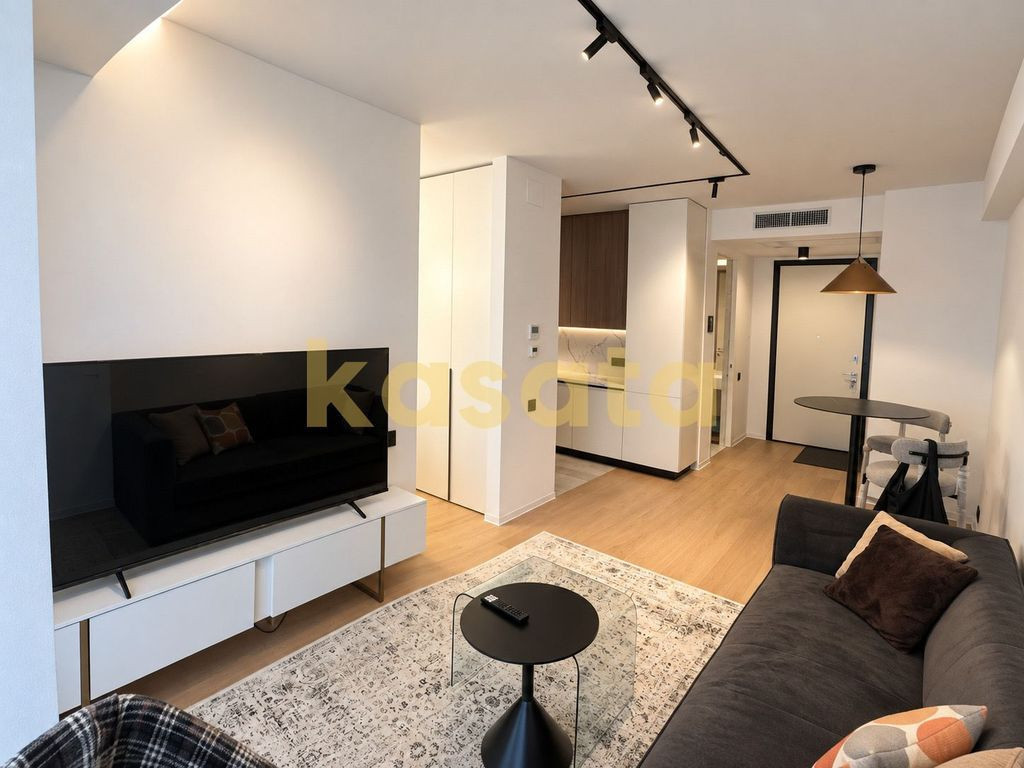 Apartament 2 camere în Aviației | complet mobilat și u...