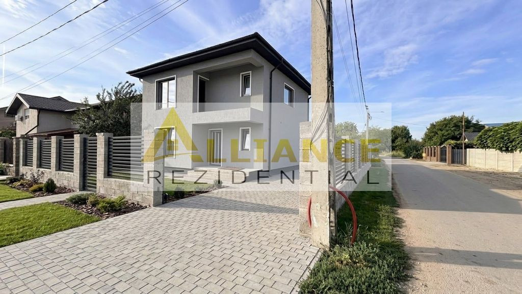 CASA DE VANZARE - 4 camere - teren 424 mp