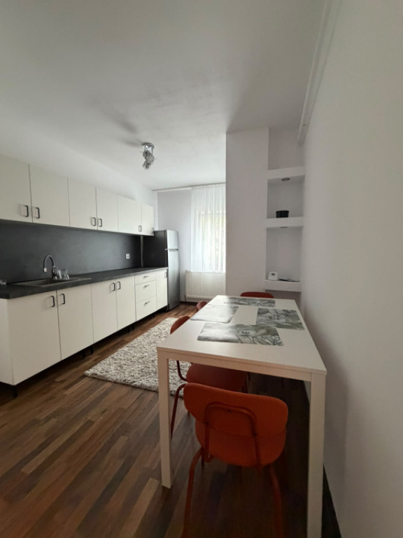 Apartament 2 camere de închiriat – Strada Mărășești