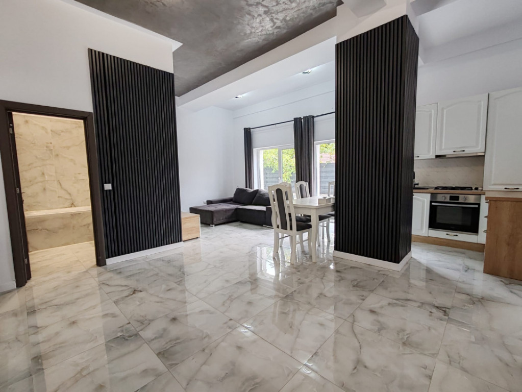 Apartament cu terasa generoasa