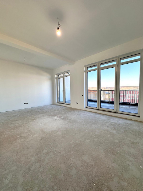 Duplex cu 4 camere, 180 mp, zona Tăuți