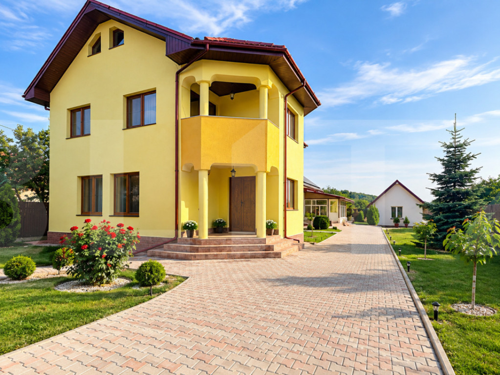 VILA P+1 EXTRAORDINARA CU SISTEM DE PANOURI FOTOVOLTAICE
