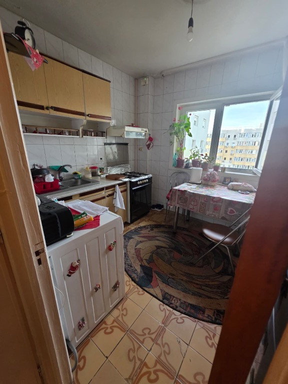 Apartament 2 camere decomandat/ 54mp-etaj 9/10-Sos. Pantelimon