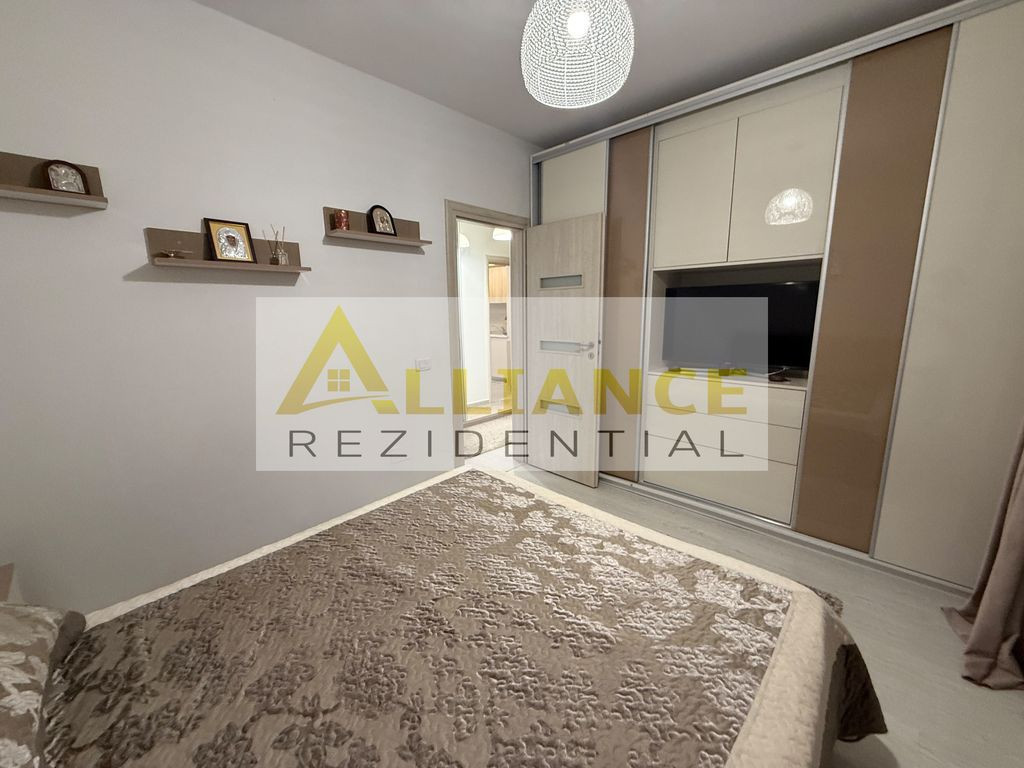 APARTAMENT 3 CAMERE DE VANZARE | 77 MP | 2 BAI | PARCARE INCLUSA