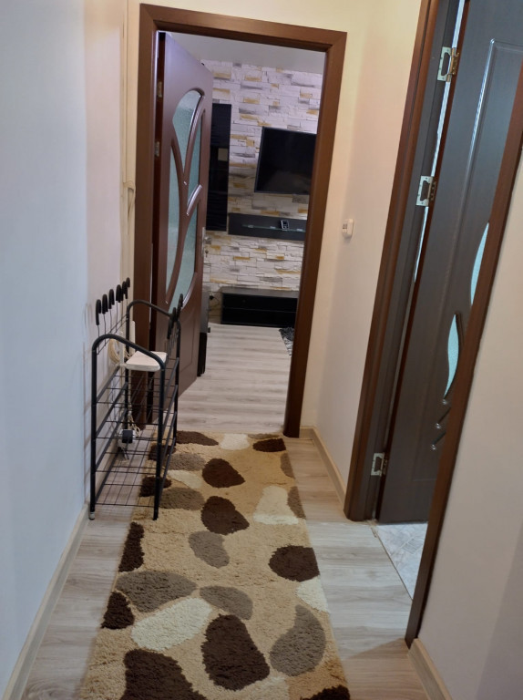 Vând apartament 3 camere in Craiova Craiovita Noua