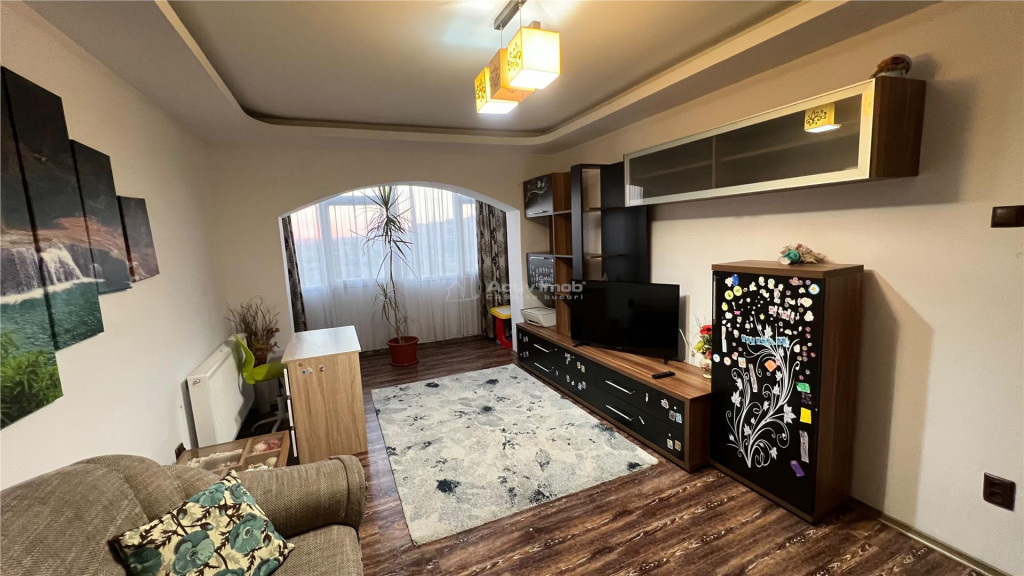 2 camere - zona Vest - decomandat