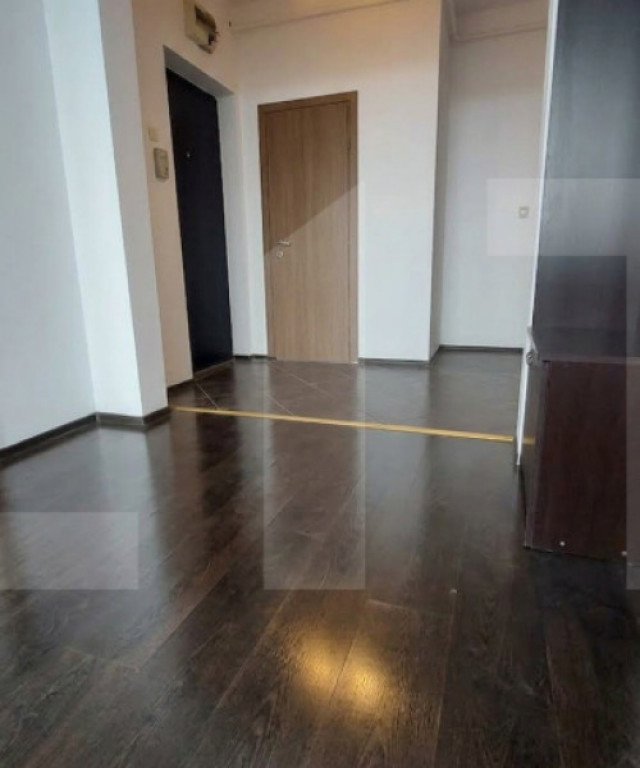 Apartament 3 camere, 67 mp, zona Simeria