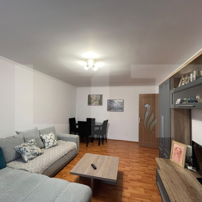 Apartament 4 camere | 80 mp utili + balcon | Piața Mare | ?