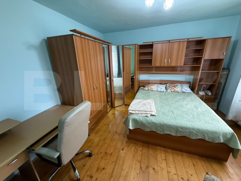Garsoniera, 35 mp, pat matrimonial, zona UMF