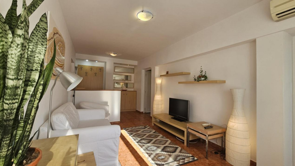 2 CAMERE CALEA DOROBANTILOR