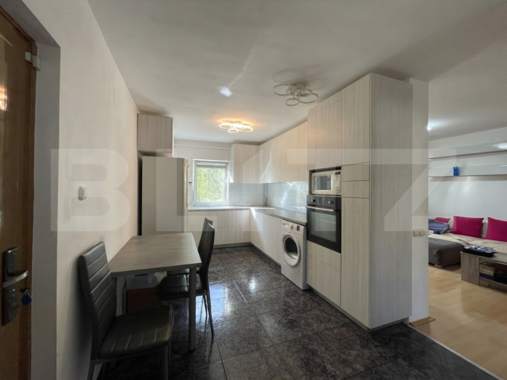 Apartament 4 camere, 77 mp, Plopilor