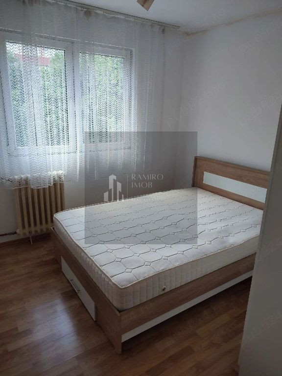 Apartament 2 camere, Sector 4, Piata Progresului