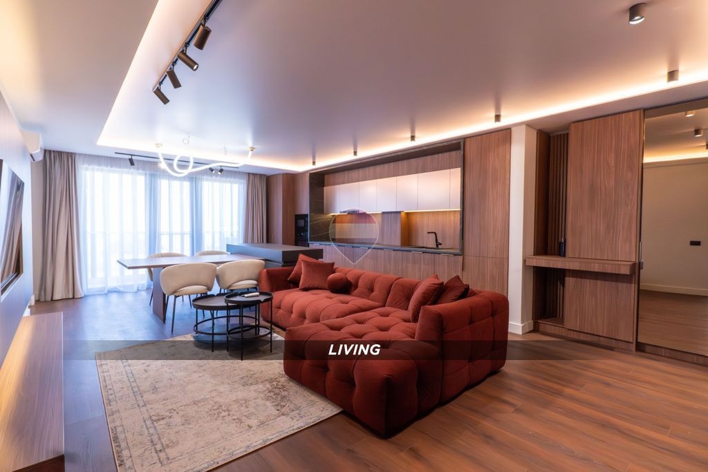 Apartament DELUXE cu 3 camere de închiriat, ultracentral