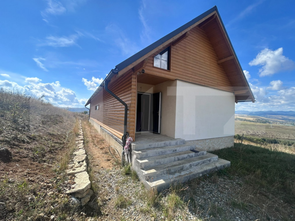 Casa LA CHEIE cu 5 camere si 4 bai, Buna Ziua, 200 mp, zona