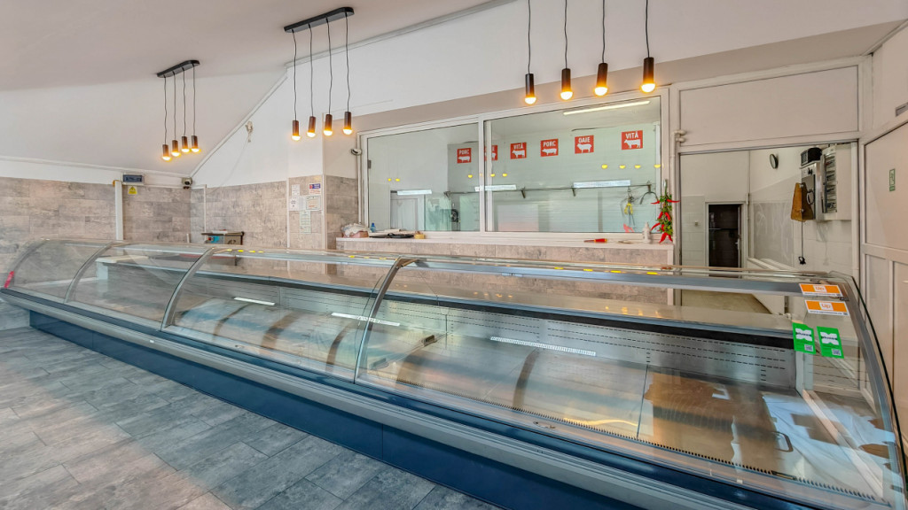 Spațiu comercial complet echipat pentru măcelărie / carma