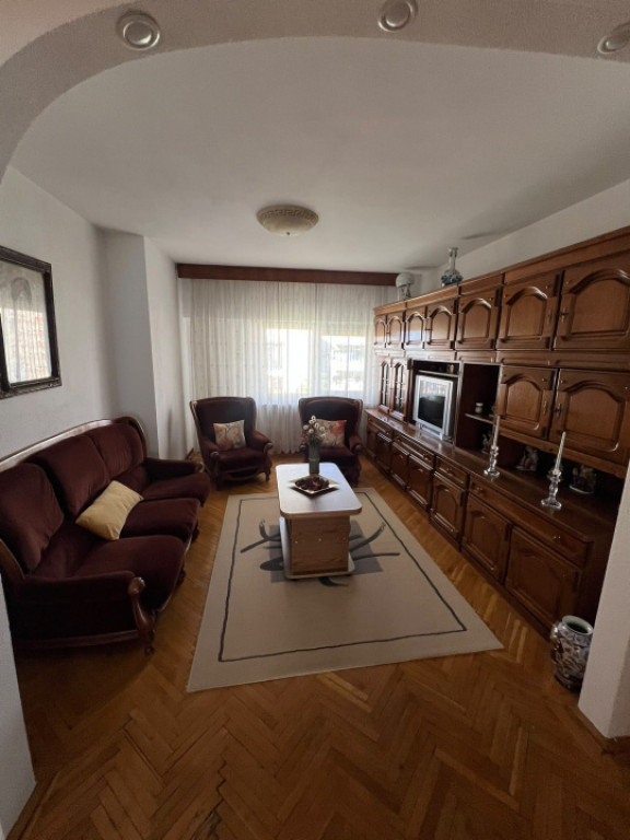 Apartament 3 camere, 70 mp, zona Ultracentrala