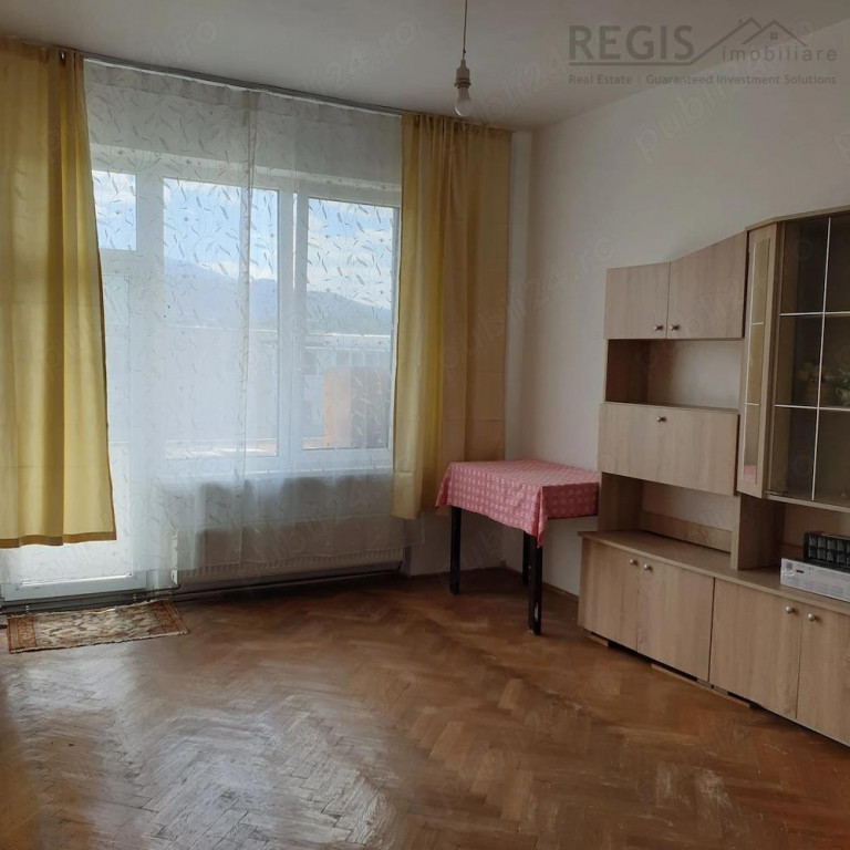 Apartament 2 camere, cu balcon si parcare-zona Tractorul