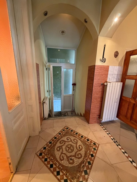 Apartament 3 camere la casa ultracentral str. Eminescu