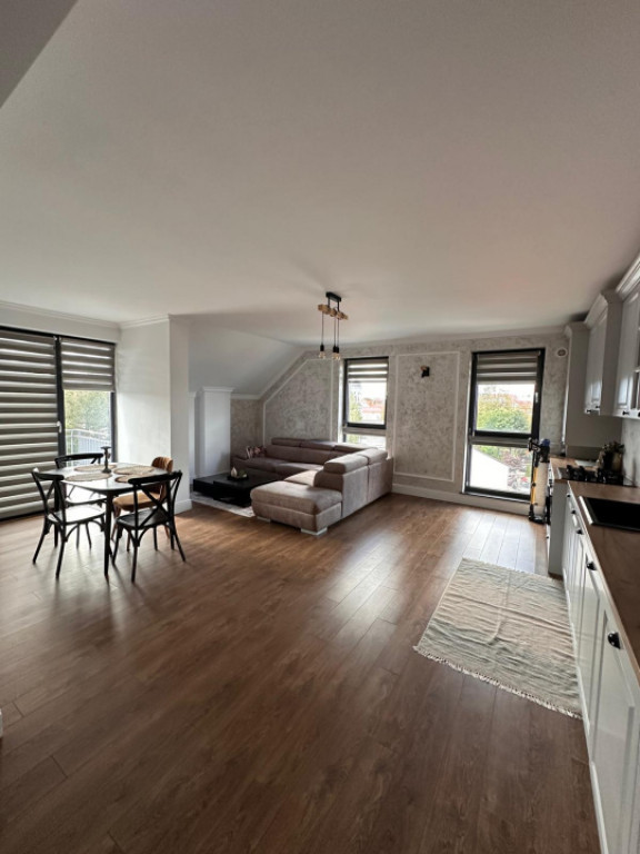 Apartament de inchiriat ,2 camere, zona Calarasi-Radauti