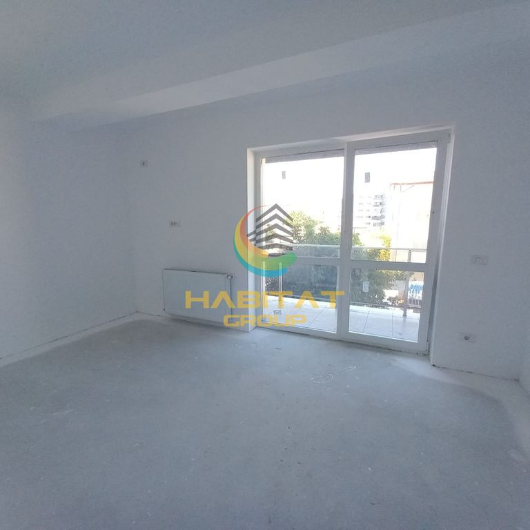 Vânzare rapidă! 2 camere 65 mp + balcon Etaj 1/4 Finalizat