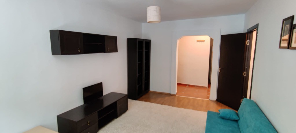 Inchiriez apartament 2 camere Zona Onix