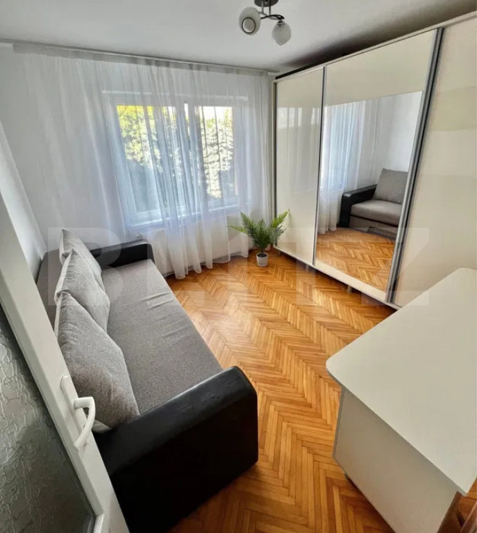 Apartament de inchiriat - 4 camere - Zona Umf