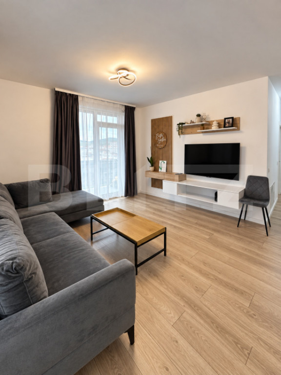 Apartament 3 camere, 70 mp +balcon, zona Calea Moldovei