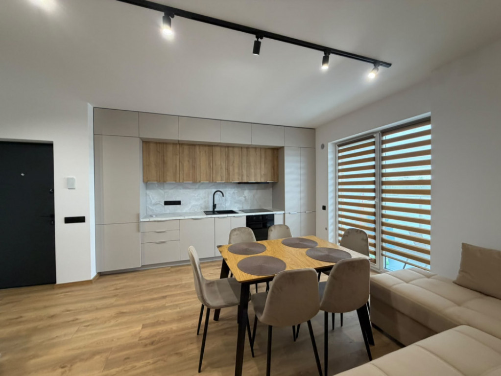 ???? Prima închiriere – apartament superb cu 3 camere, co