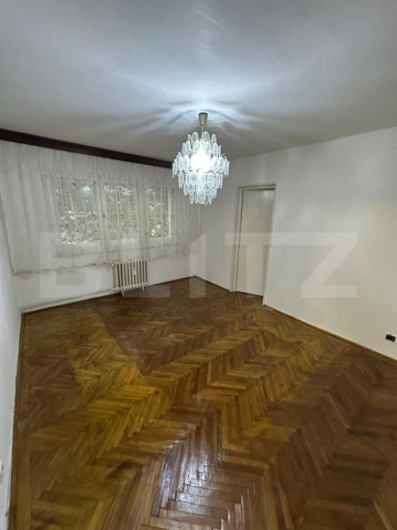 Apartament 2 camere, 40 mp, zona Liceului Spiru Haret