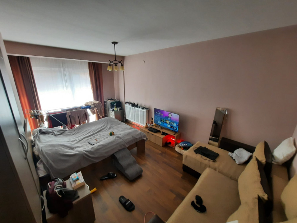 Apartament cu o cameră, 40 mp, parcare subterană | zona St
