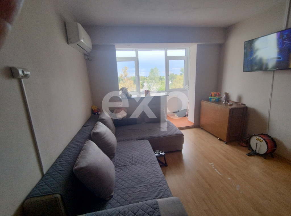 Apartament 4 Camere Decomandat | Craiovei | 3 Balcoane | Parcare