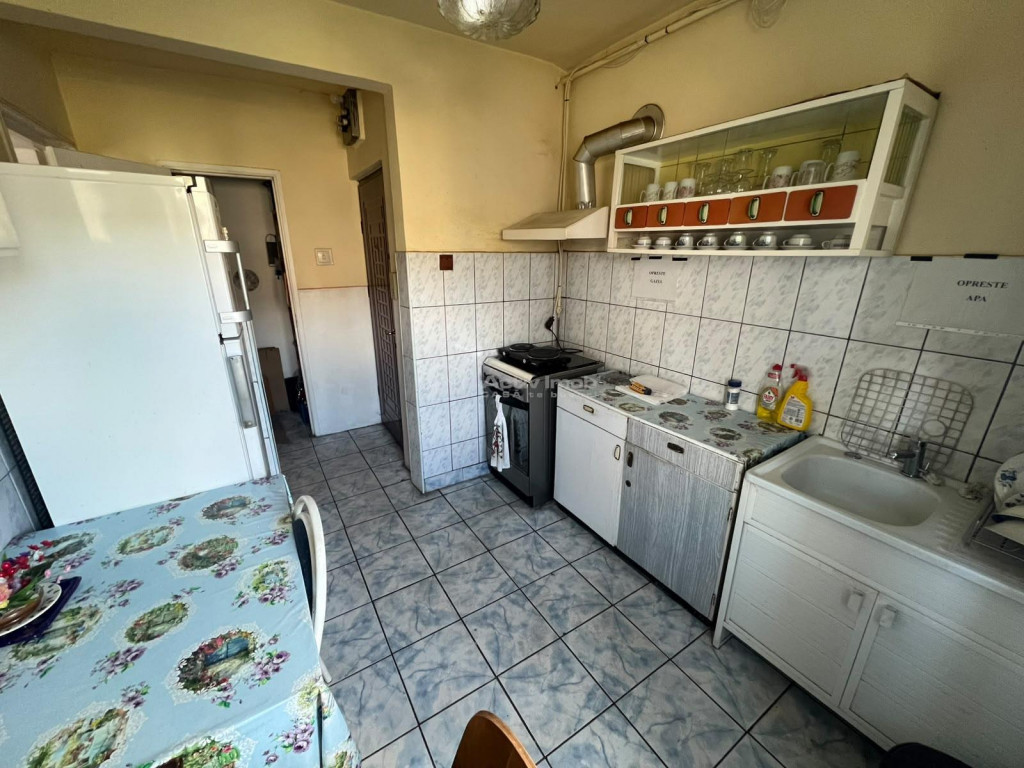 2 camere - Etaj 2 - Zamfirescu