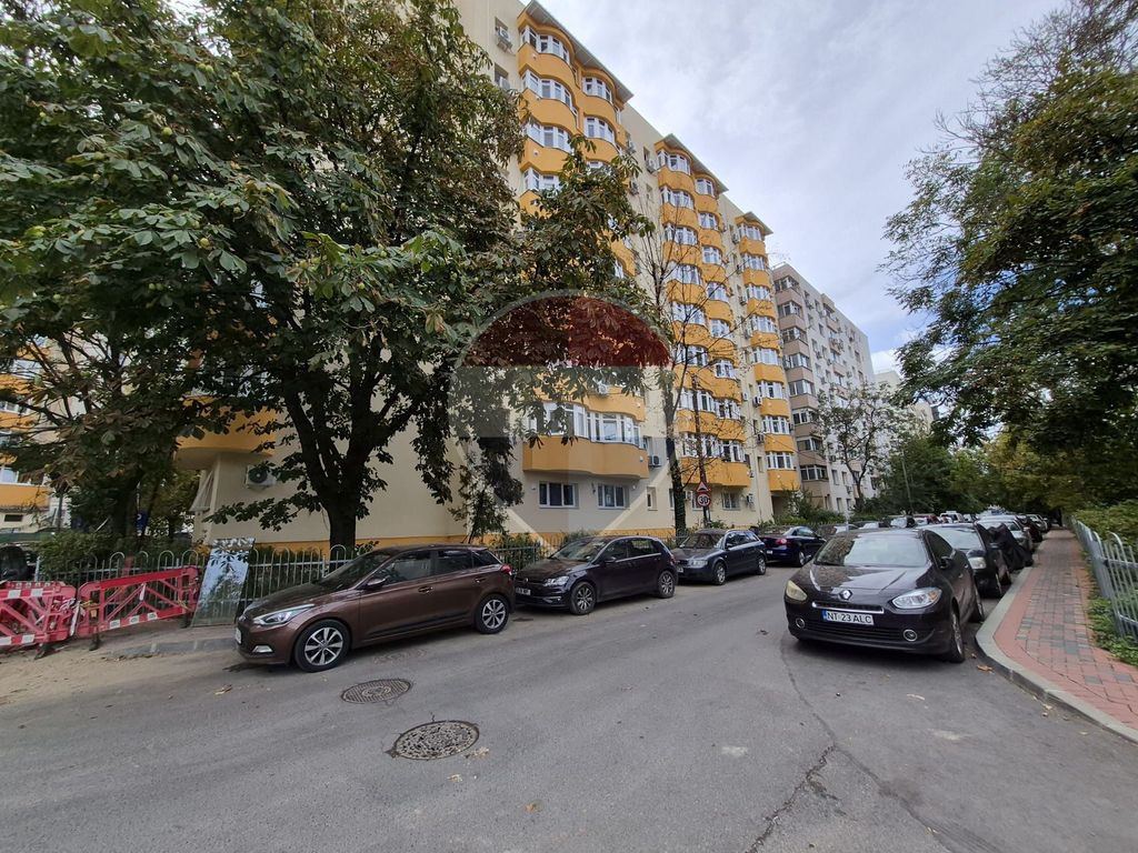 INCHIRIERE Vila in COLINA LAC Corbeanca, 4 Camere P+1