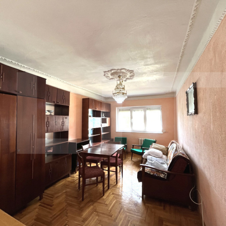Apartament cu 2 camere, în centrul orașului Bucecea