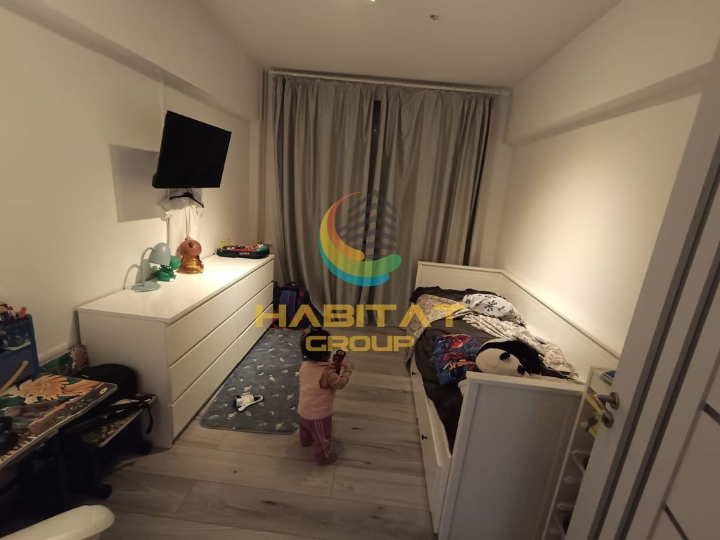 Apt 3 camere | Centrala proprie | Mobilat | Utilat | Parcare