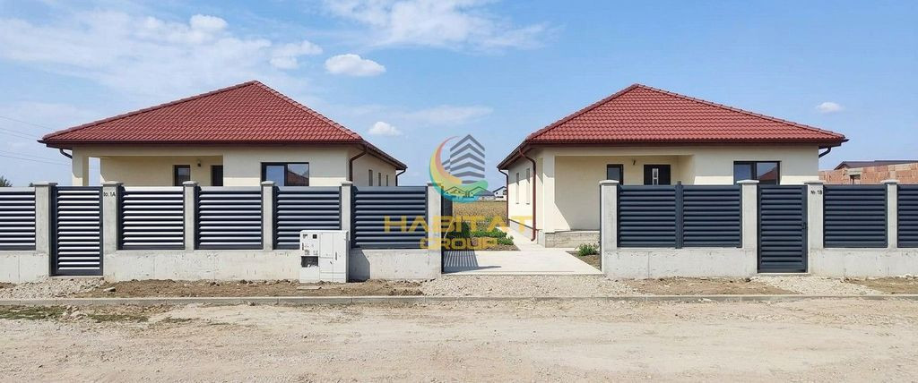Casa pe parter | 3 Dormitoare + 2 bai | Comision 0%