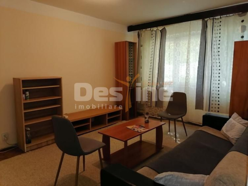 Apartament cu 2 camere+mansardă