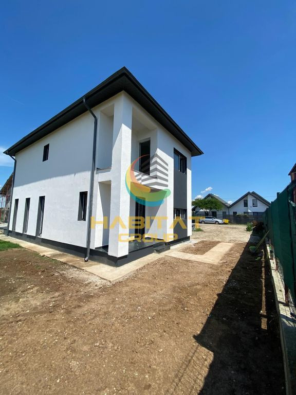 Vila individuala langa lac / 4 camere / com. Berceni