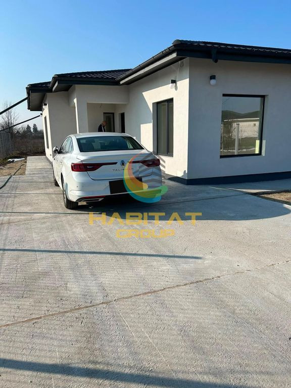 Casa pe parter individuala /3 camere /teren 518 mp/ Giurgiu