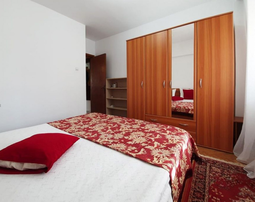Apartament 3 camere de închiriat în zona Tomis II – mobi