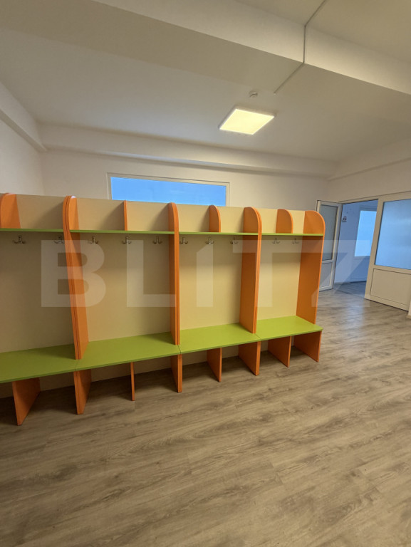 Spatii de birouri, 329 mp, total amenajat, zona LIDL Obcini