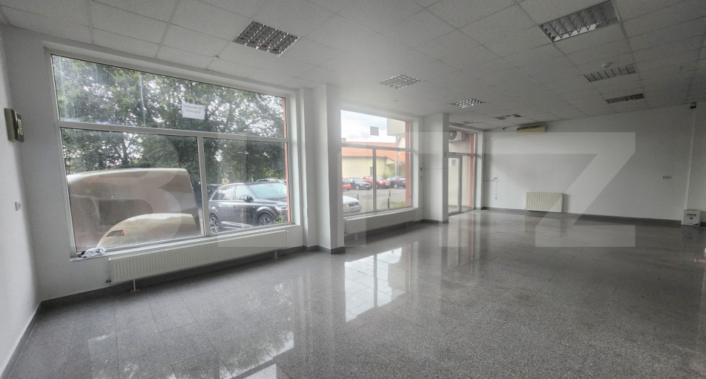 Spatiu comercial 119 mp cu Vitrina - 7 noiembrie