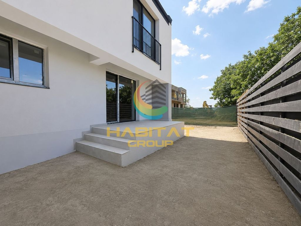Vânzare Casa Înșiruită 118 mp | P+1 | Popești Leordeni | 69 curte