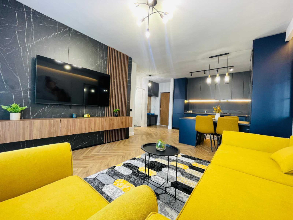 Vanzare Apartament 2 camere semidecomandat, 45 mp, Eroilor