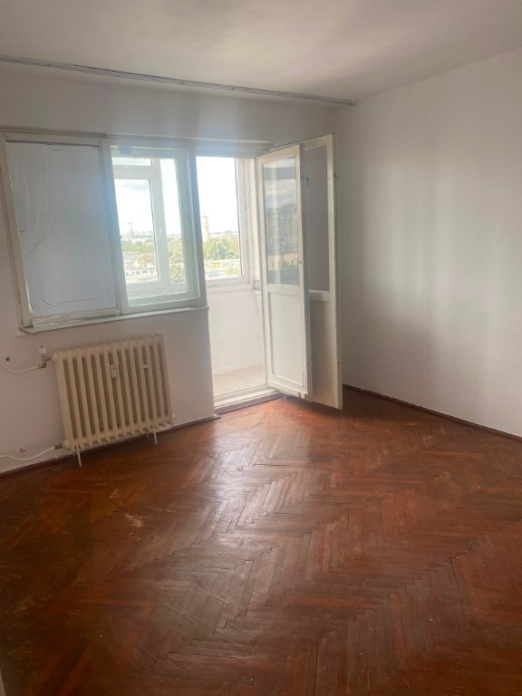 Apartament 2 camere decomandate zona KM 4-5
