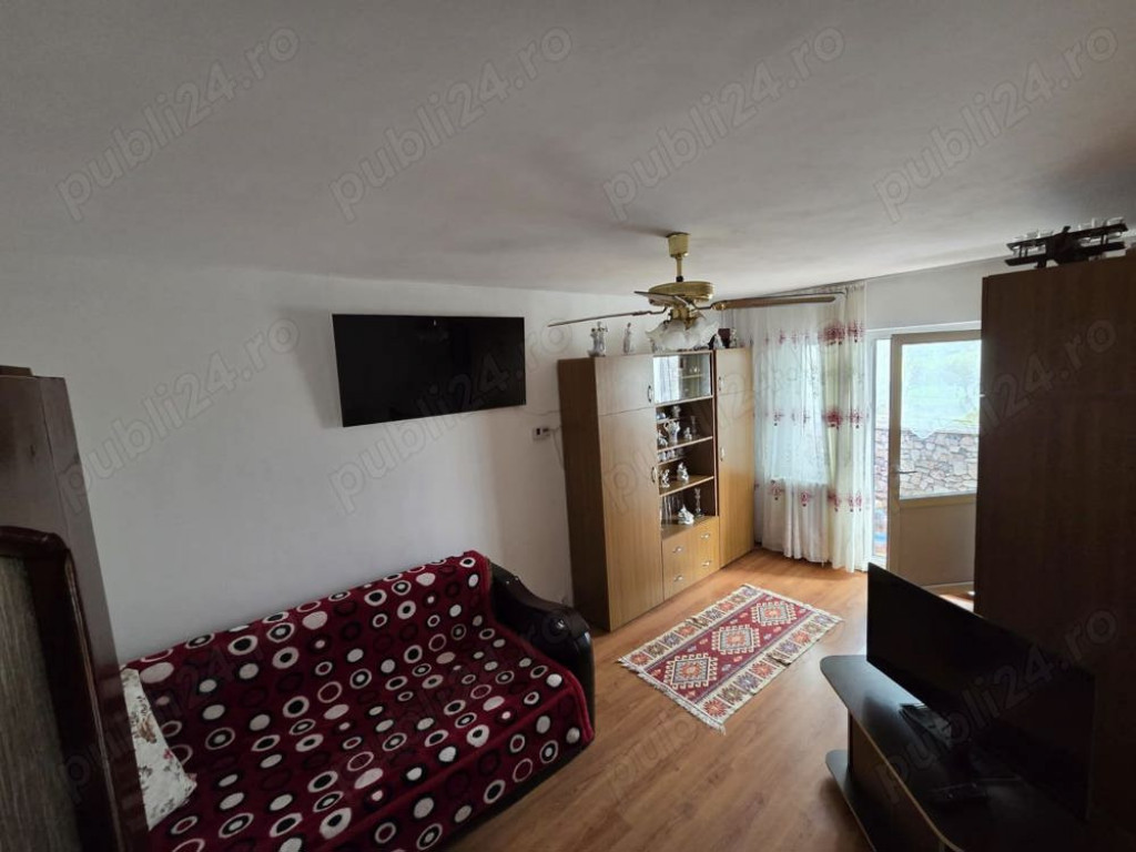 Apartament de 2 camere zona CRAITER,