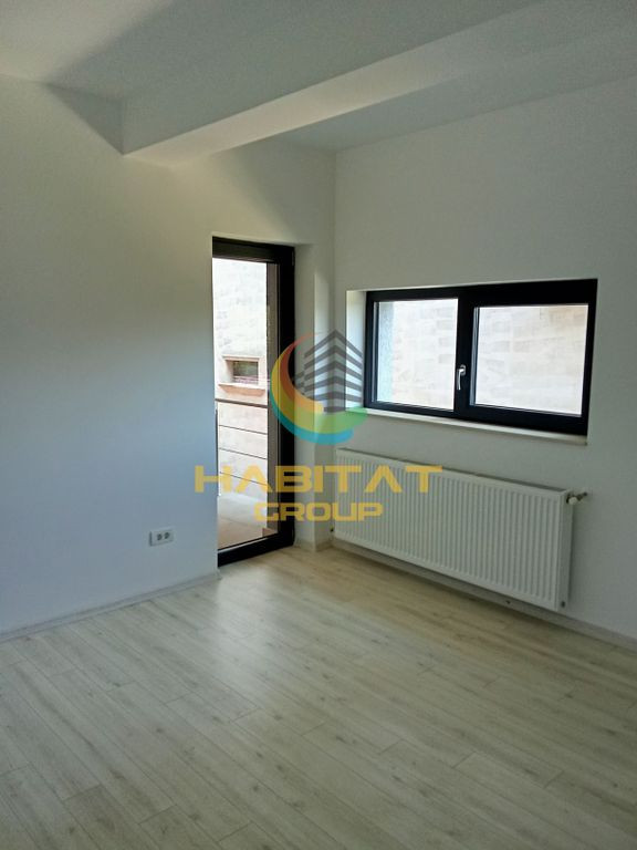Casa situata in triplex , zona centrala Popesti Leordeni.