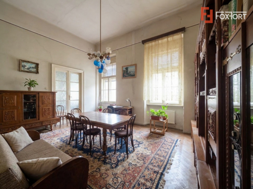 Apartament cu 4 camere, etaj 5/8, zona Micalaca